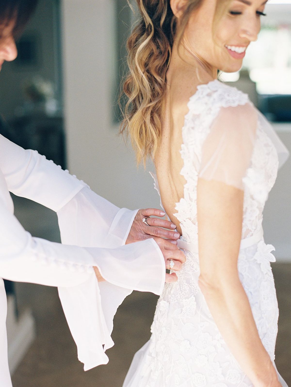 Bride getting ready for her coachella valley wedding near palm springs