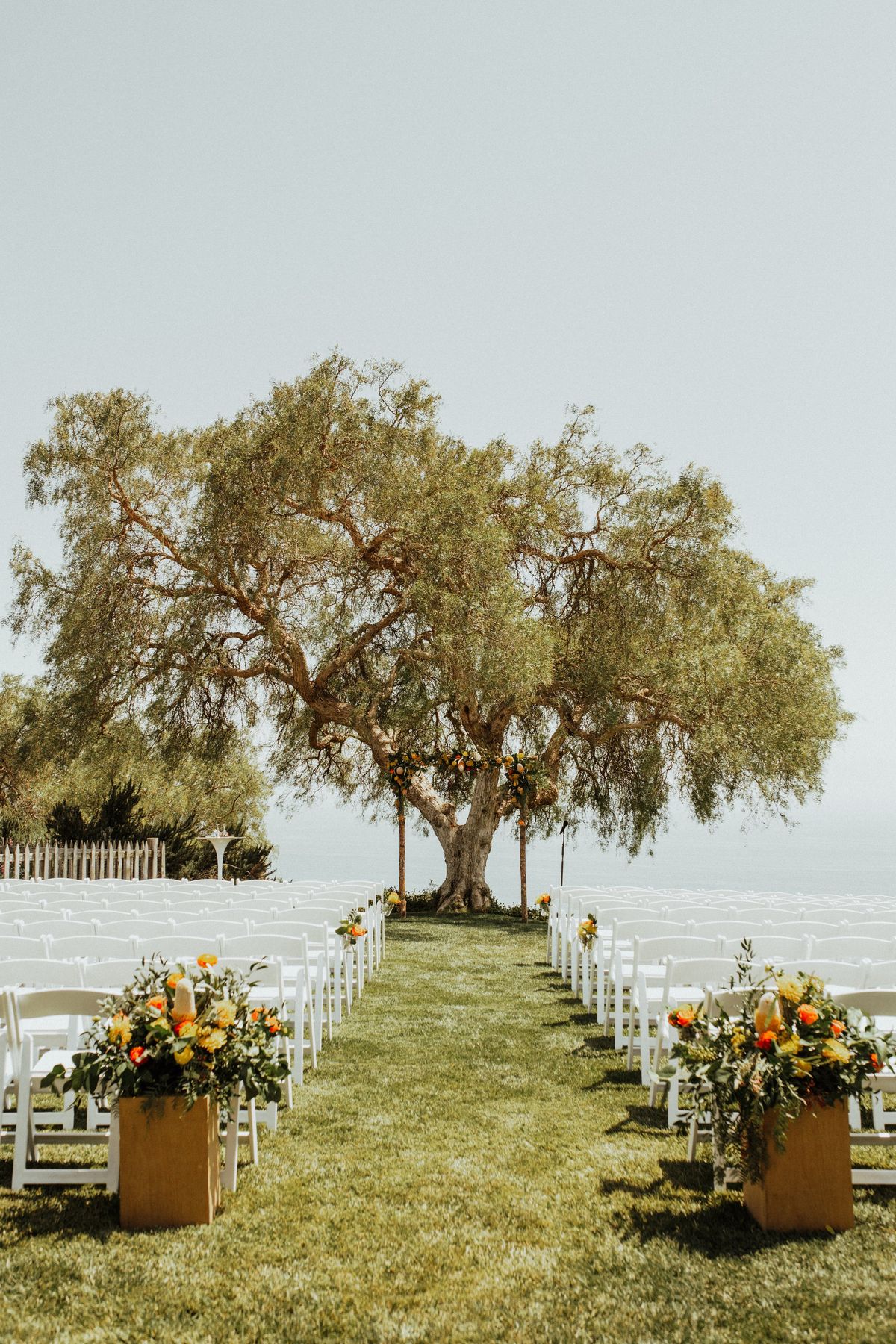 beautiful coastal view at catalina view gardens before a wedding ceremony