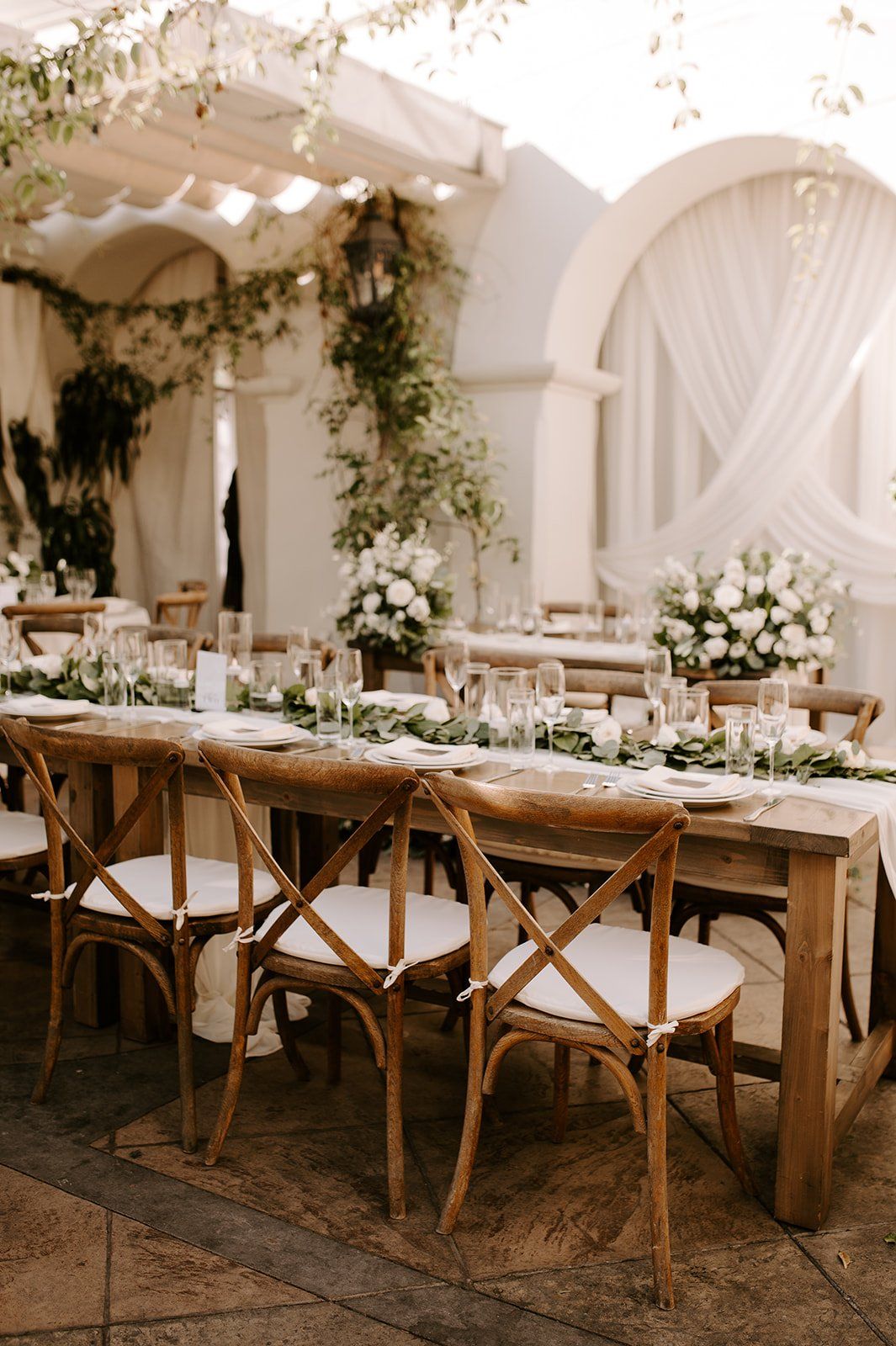santabarbaracourthousewedding-postovoits-ashgabesphoto-67.jpg