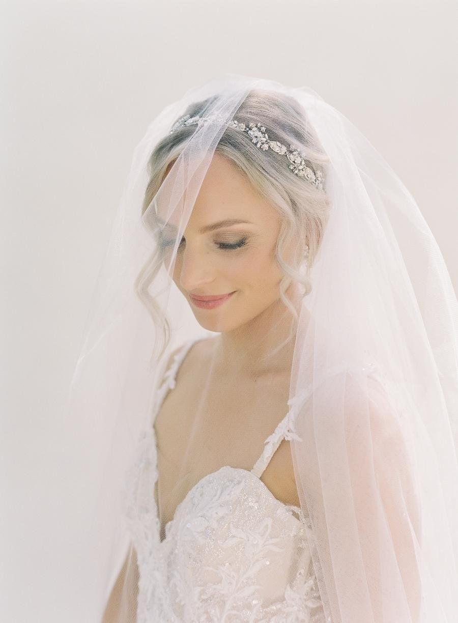 bride getting ready for her malibu wedding