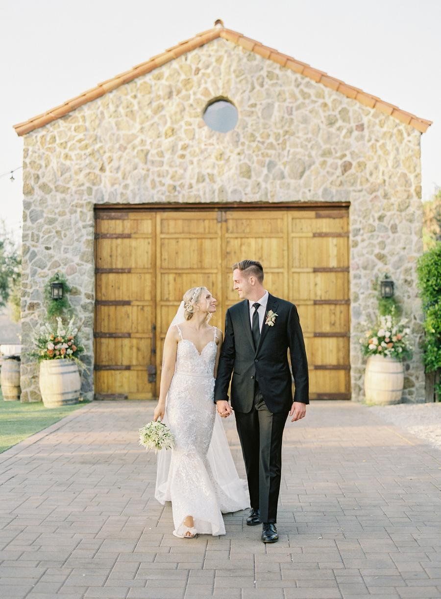 couple plans their dream wedding at cielo farms in malibu, CA