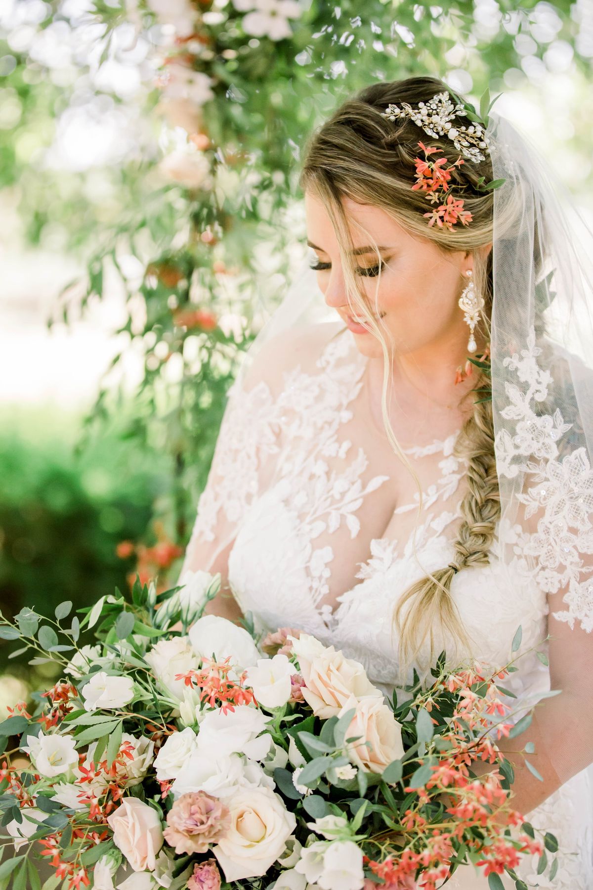 boho braided bridal hairstyle, perfect for an outdoor wedding ceremony