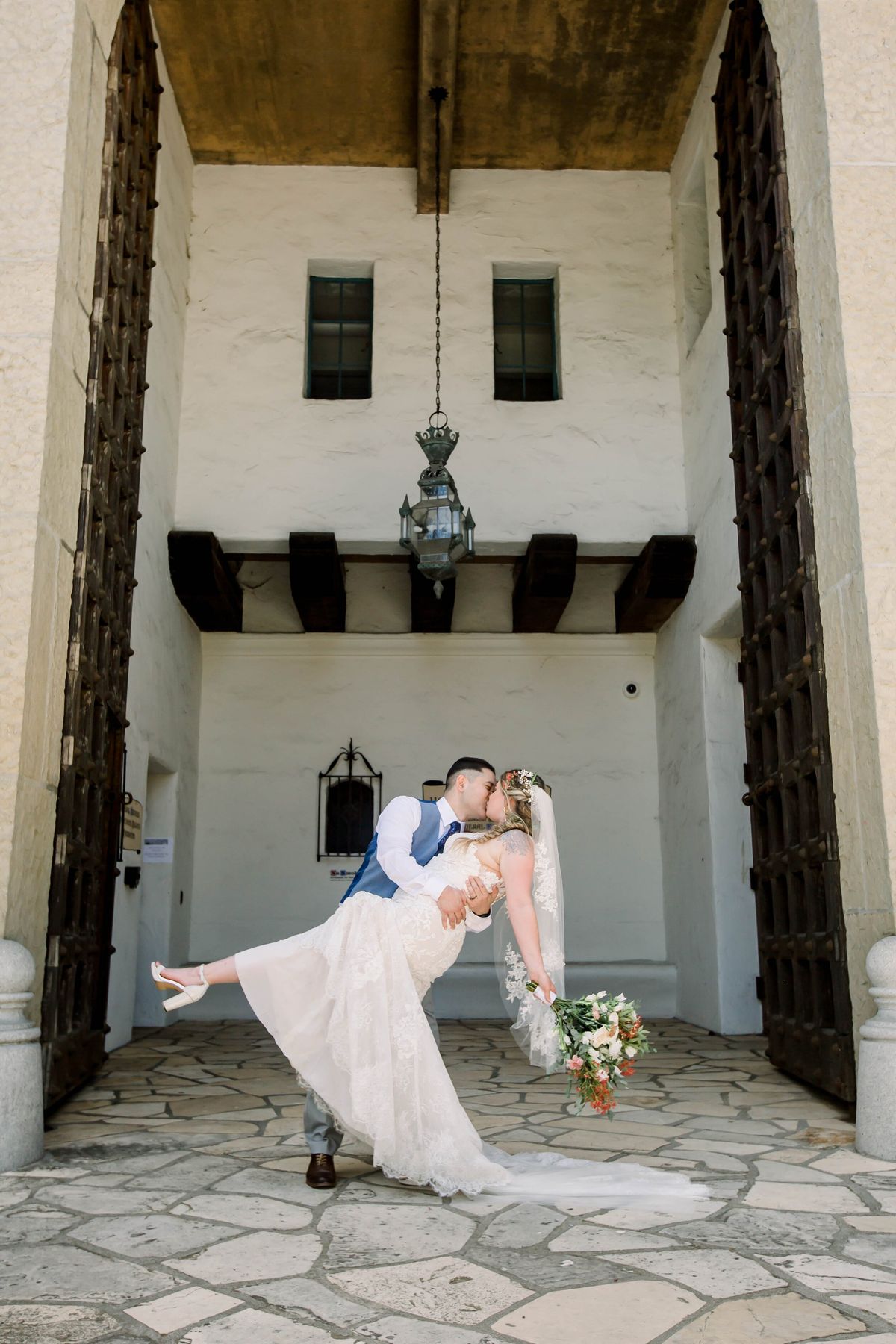 bride and groom have intimate elopement in santa barbara during covid 19