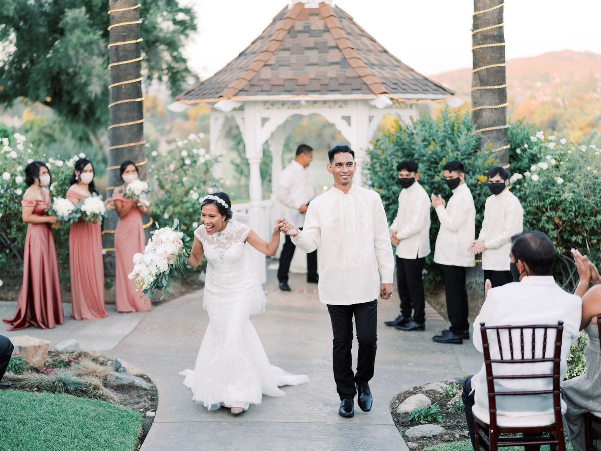 adorable newlyweds after their wedgewood weddings ceremony