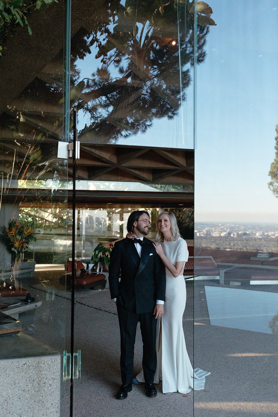 sheats-goldstein-residence-wedding-getting-ready-santa-monica-proper-hotel-wedding-photography-los-angeles-elopement-1579.jpg