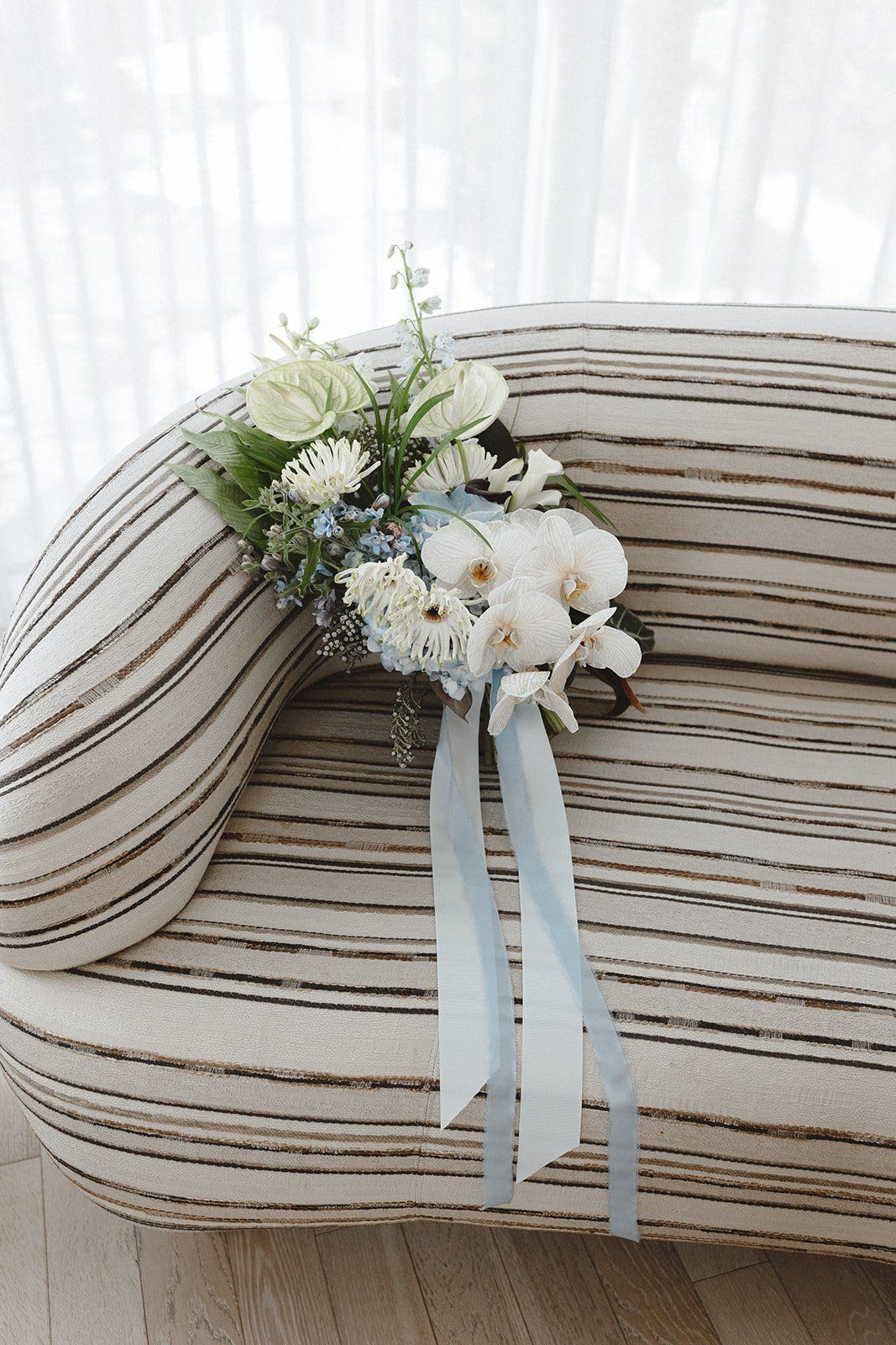 sheats-goldstein-residence-wedding-getting-ready-santa-monica-proper-hotel-wedding-photography-los-angeles-elopement-0276.jpg
