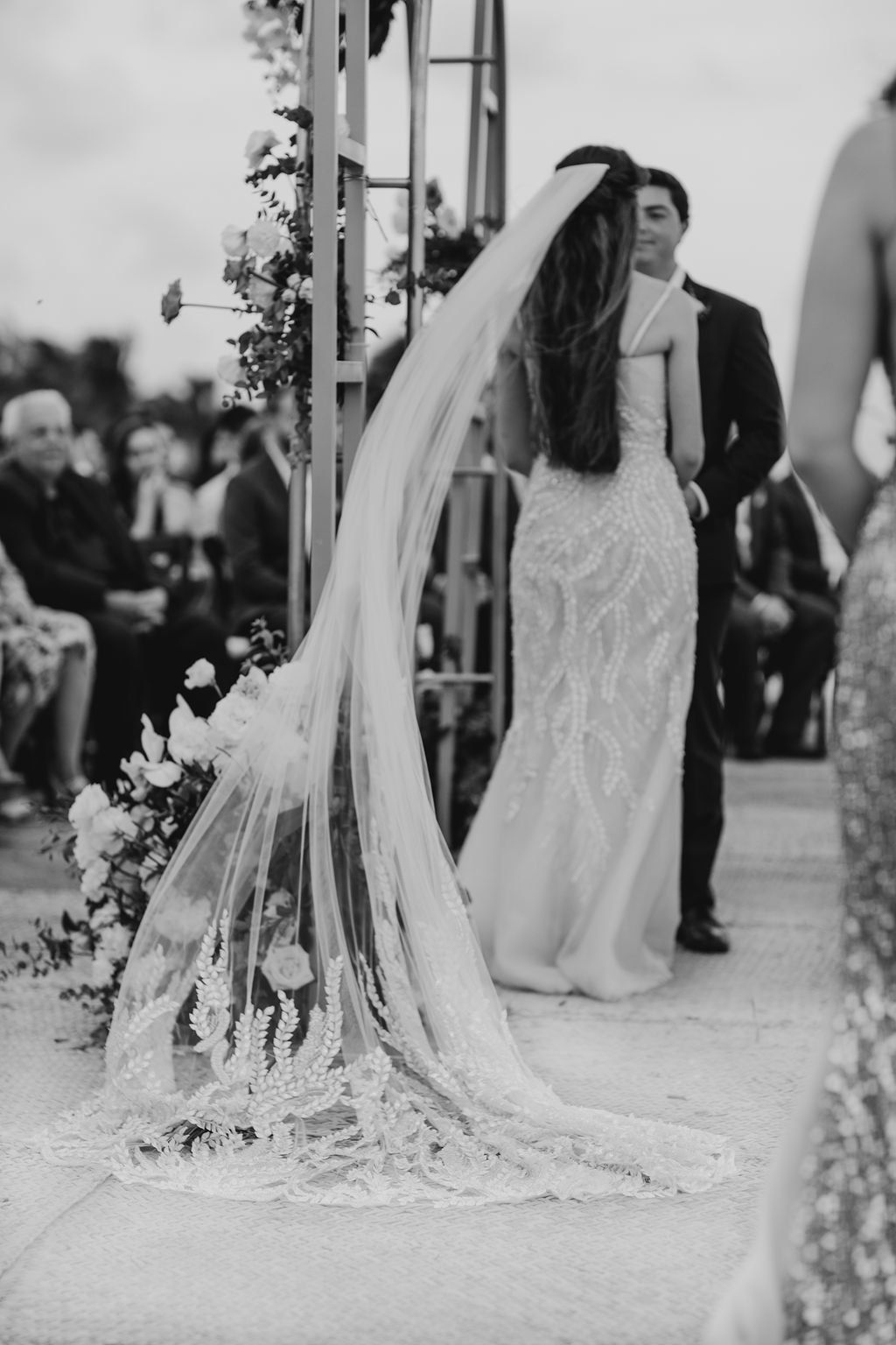 jewish wedding ceremony on the beach in mexico