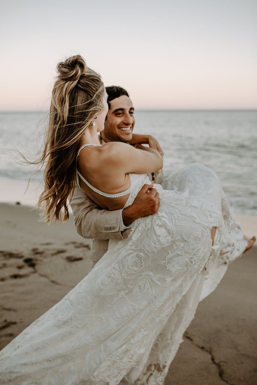 micro wedding on the beach in southern california