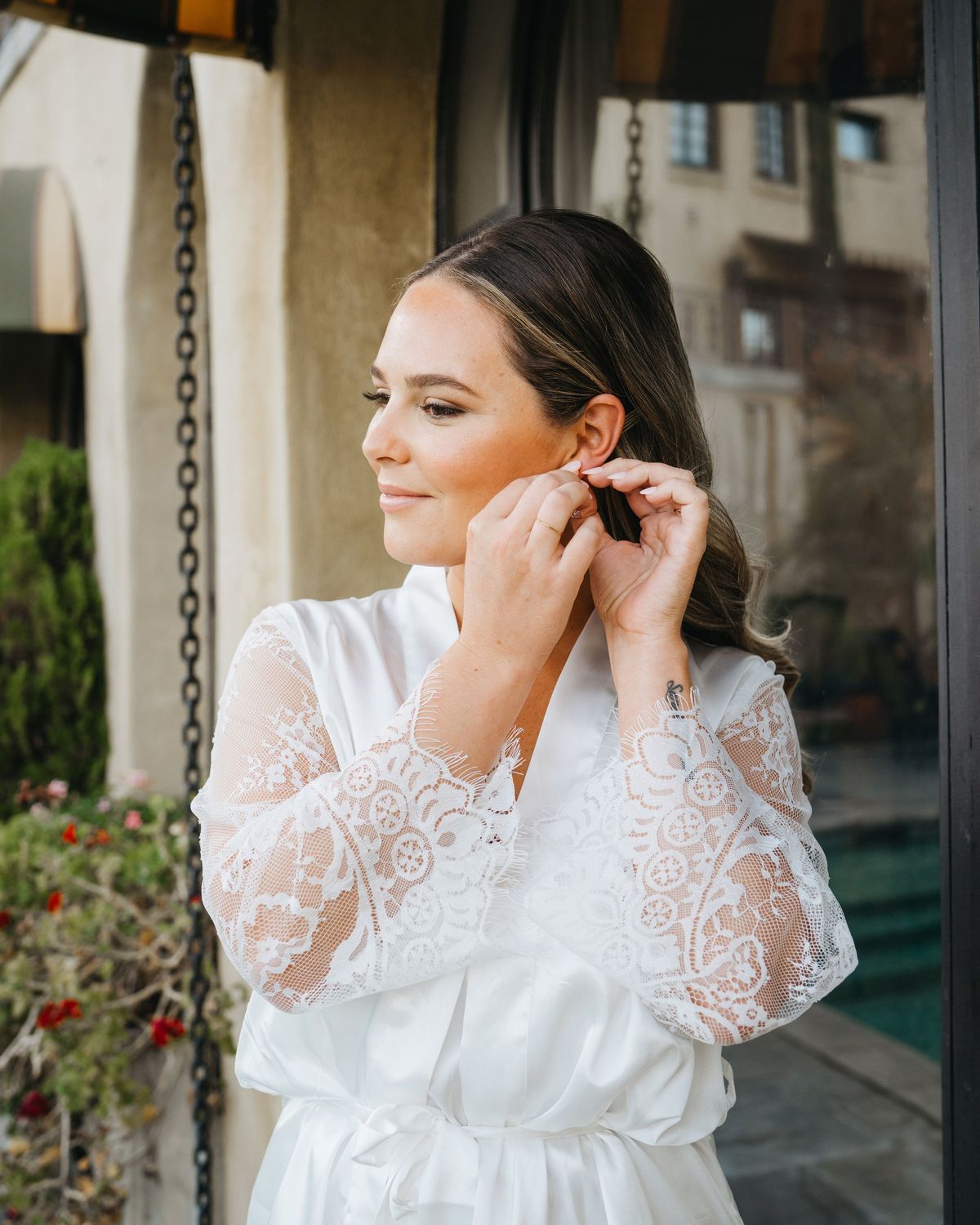 nashville couple plan destination elopement in hollywood, California