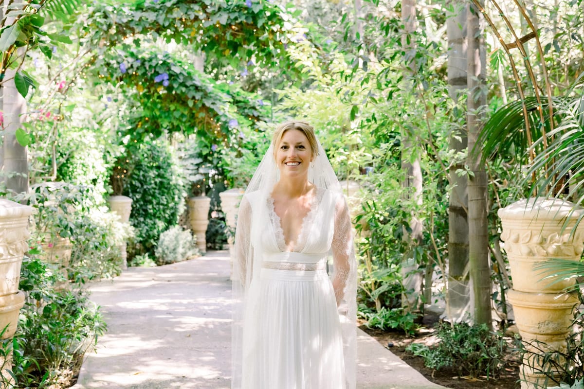 beautiful natural and effortless hair and makeup look for this bride at hartley botanica