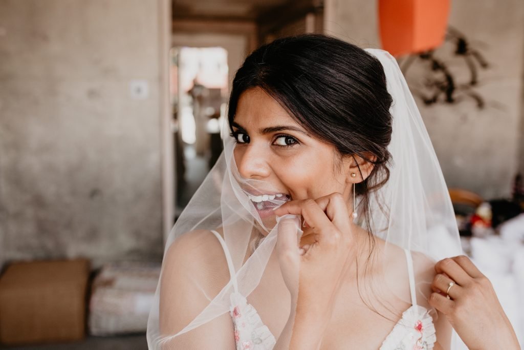“A Gorgeous Rooftop LA Wedding With Very Simple And Elegant Elements” Published in Shaadi Wish